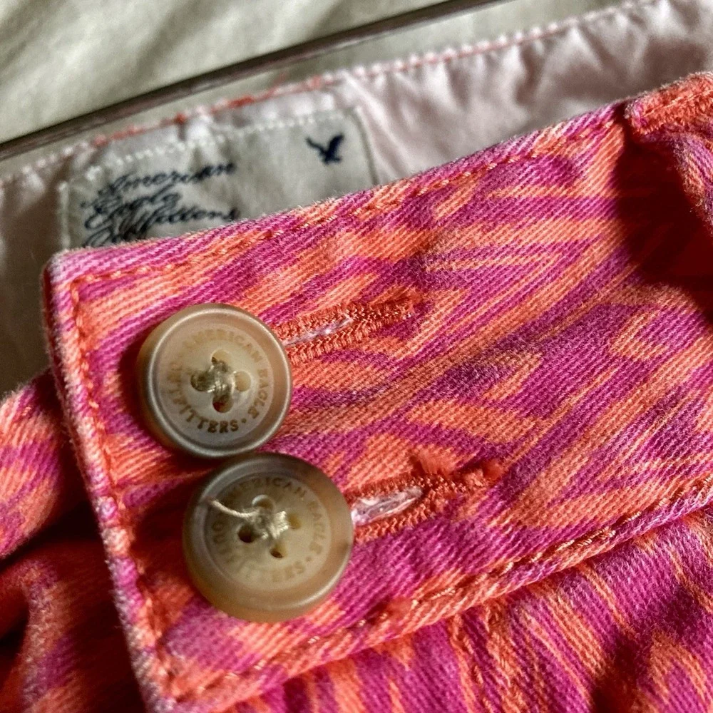 American Eagle Super Low Shortie Shorts Women's 8 Aztec Pink Orange Flap Pocket